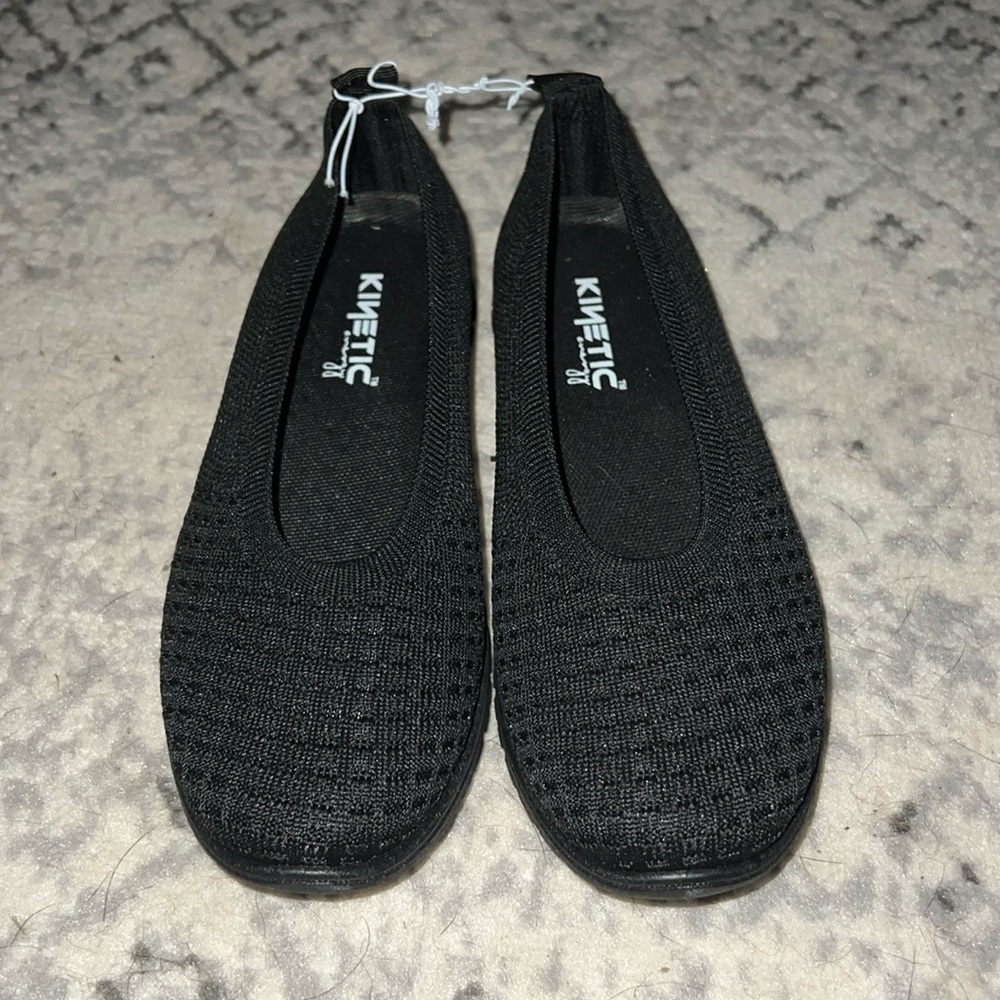Size 8 Kinetic Energy Slip On Shoe.  New without tags